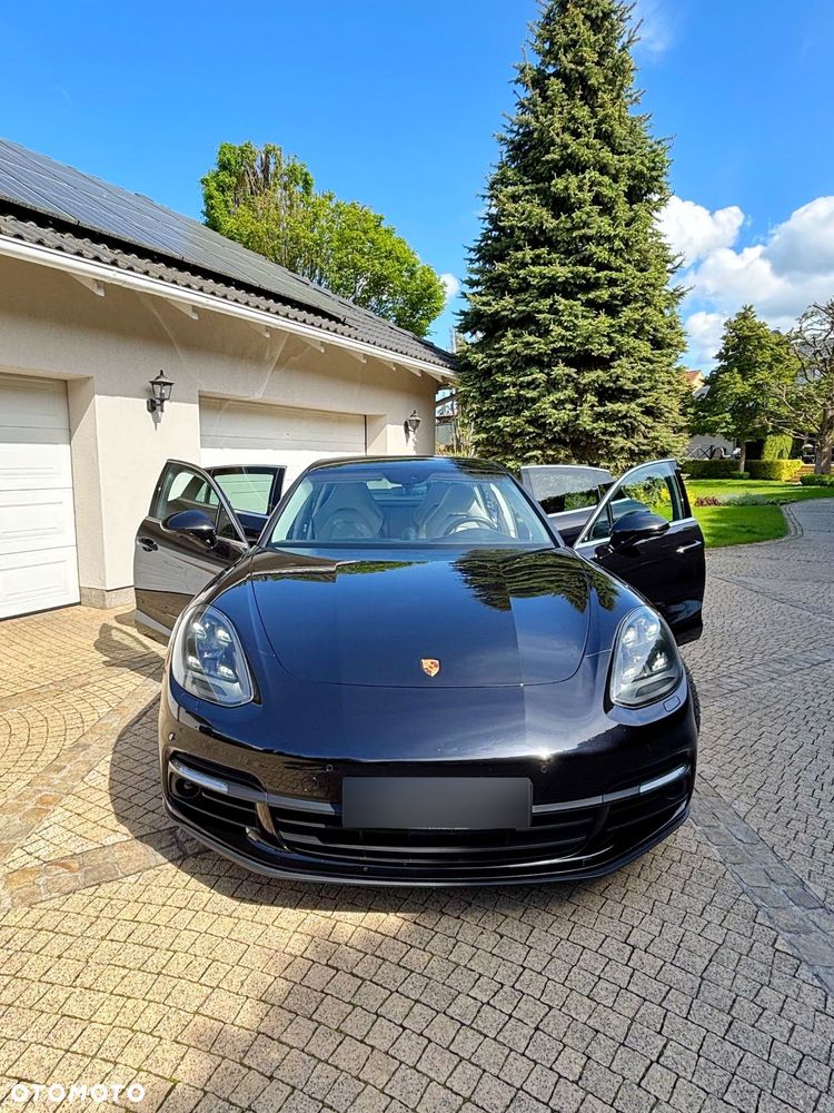 Porsche Panamera 4S - 10