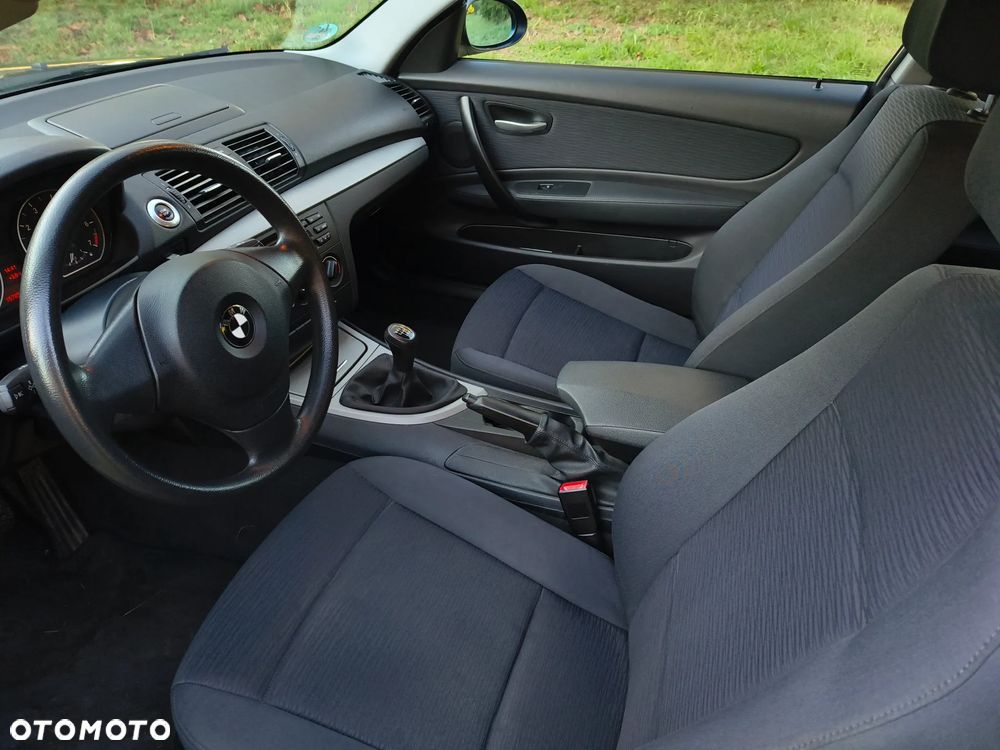 BMW Seria 1 - 13