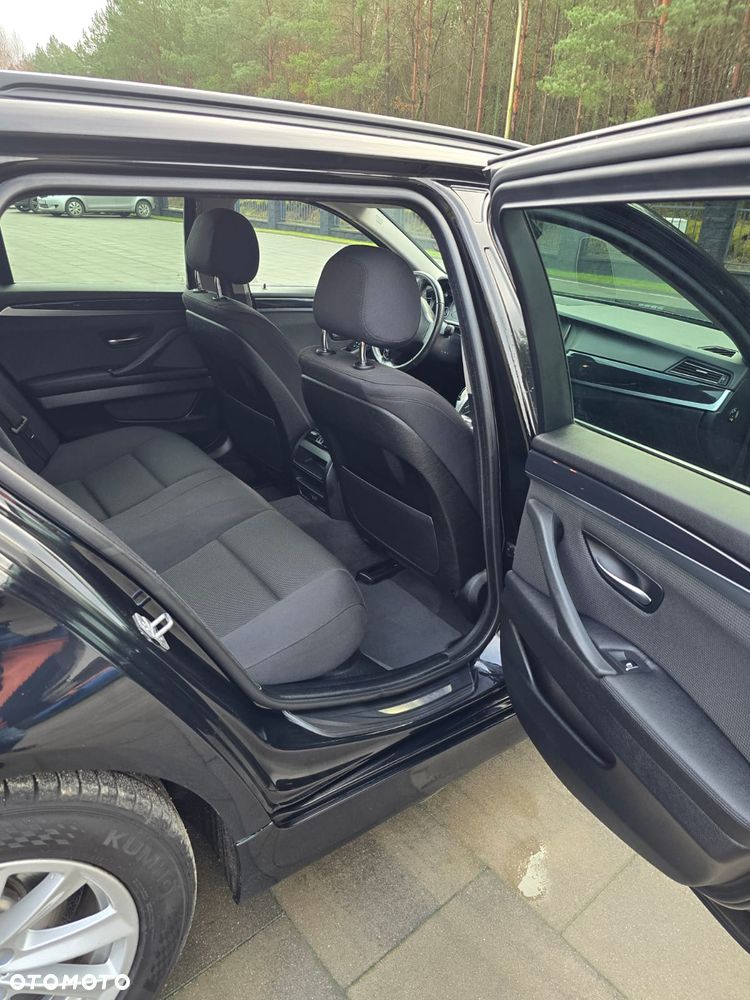 BMW Seria 5 520d - 14