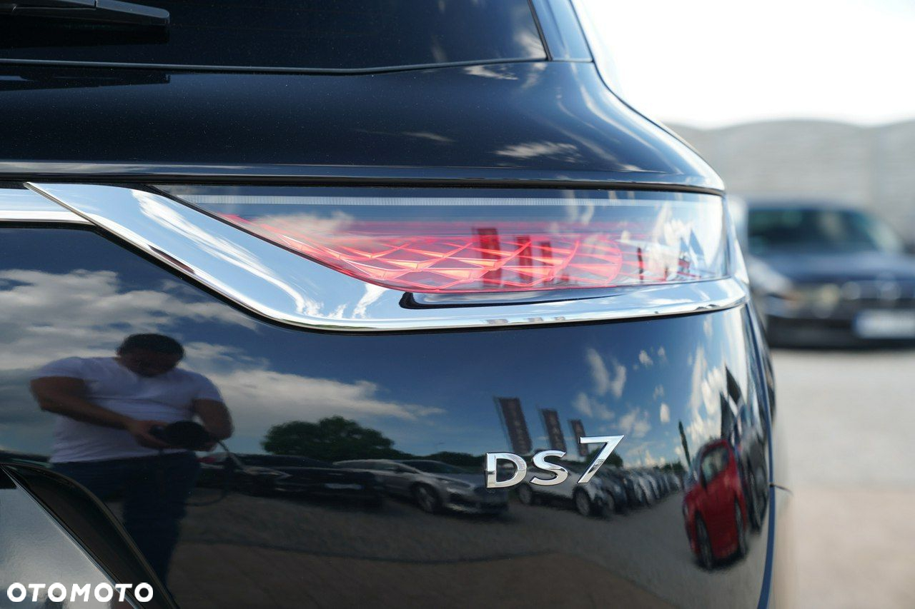 DS Automobiles DS 7 Crossback - 11