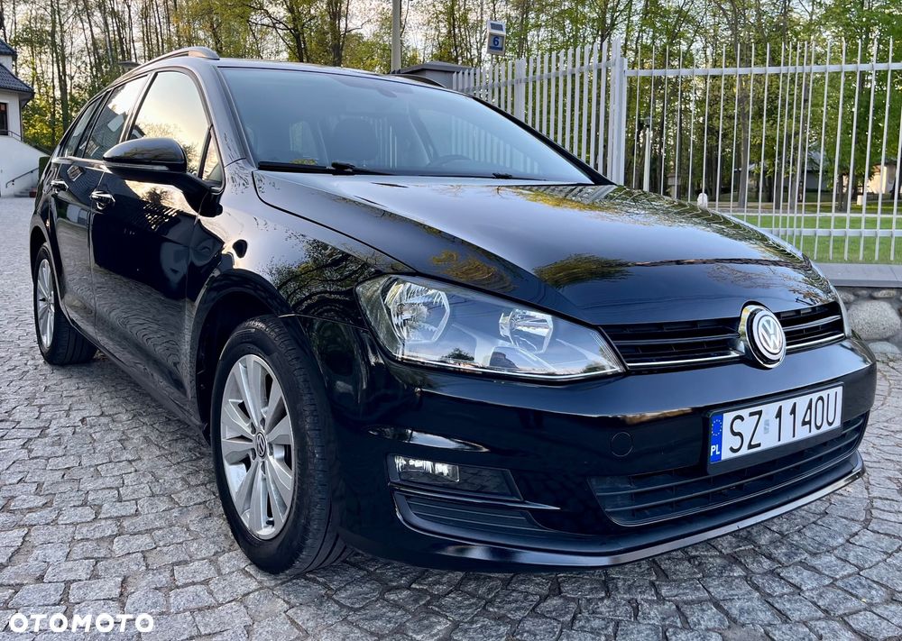 Volkswagen Golf 1.6 TDI DPF BlueMotion - 12