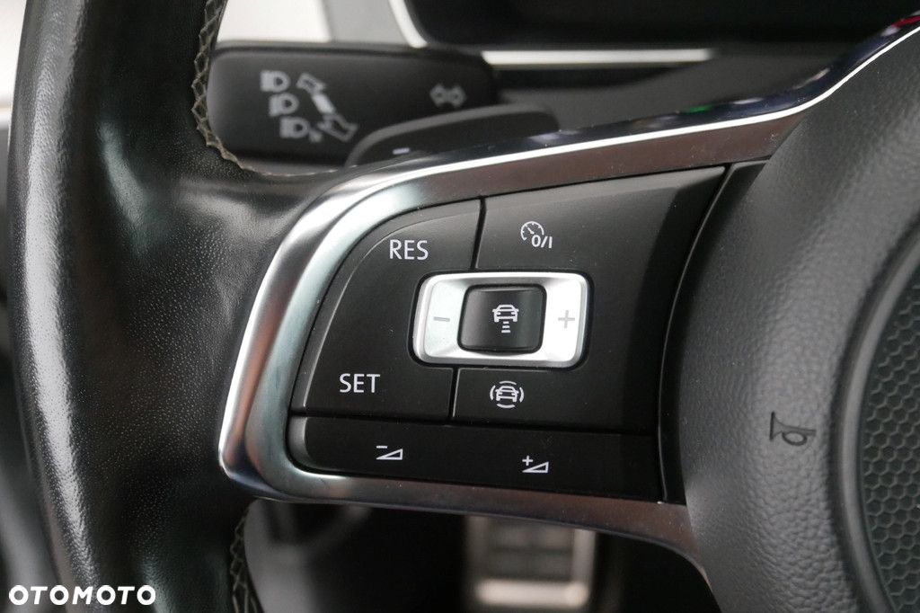 Volkswagen Arteon 2.0 TSI R-Line DSG - 31