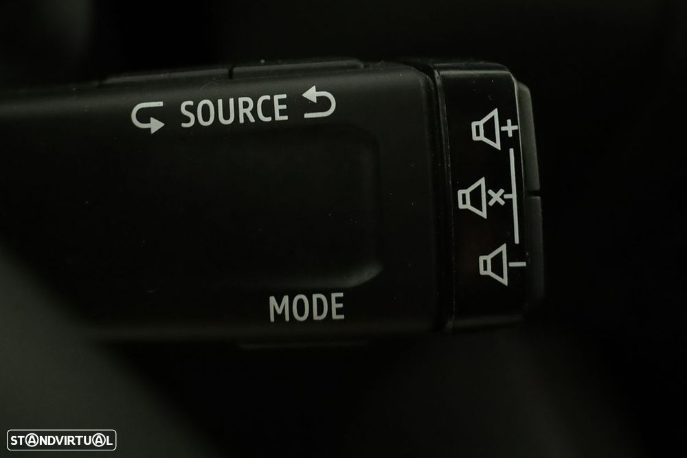 Renault Captur 1.0 TCe Techno Bi-Fuel - 19