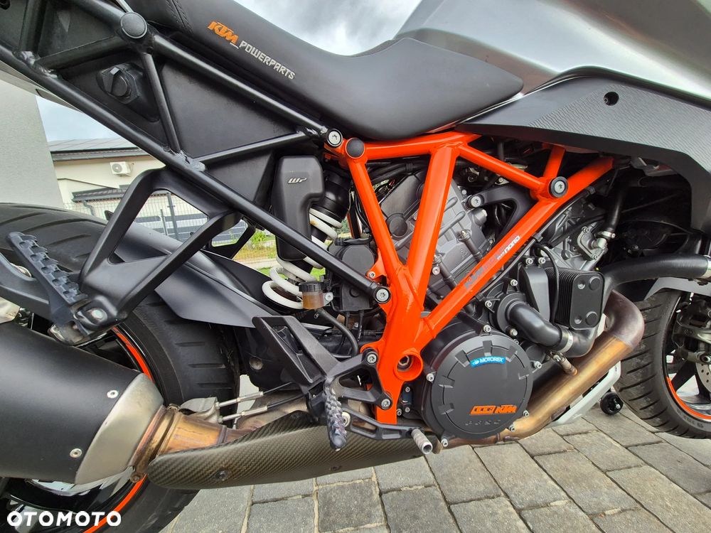 KTM Super Duke - 13