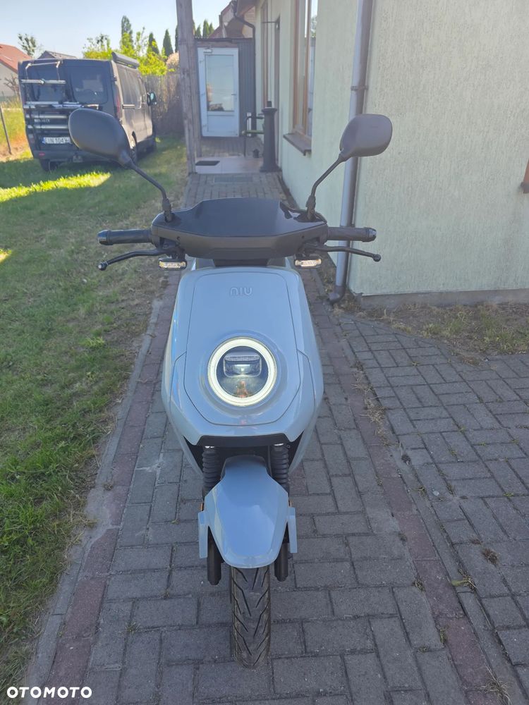 Niu MQI - 10