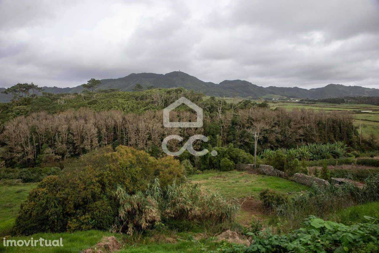 Terreno com 1.540,00 m2 - São Pedro - Vila do Porto - Grande imagem: 3/10