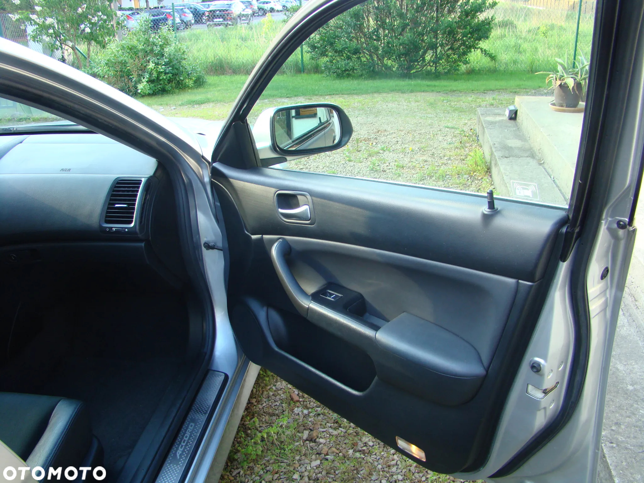 Honda Accord 2.0 Sport - 14