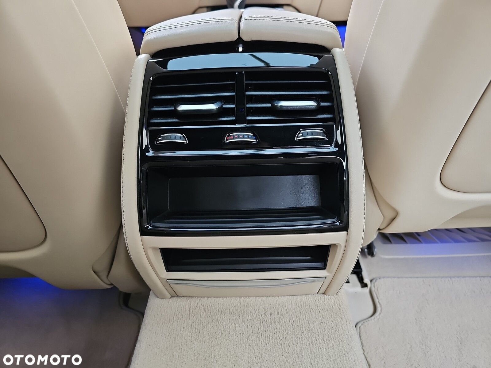 BMW Seria 7 - 13