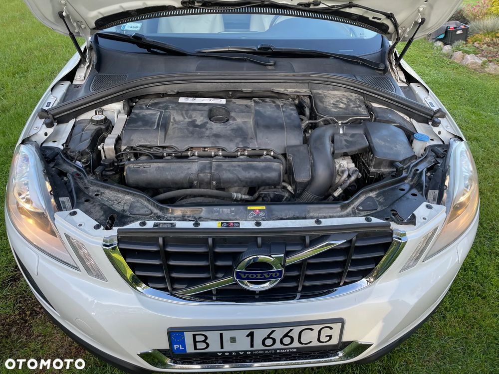 Volvo XC 60 3.2 AWD Momentum - 13