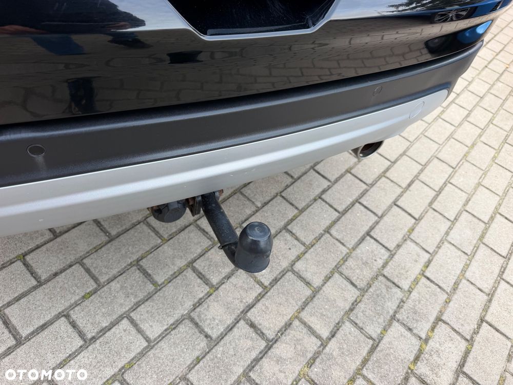 Ford Kuga 2.0 TDCi 2x4 Titanium - 11
