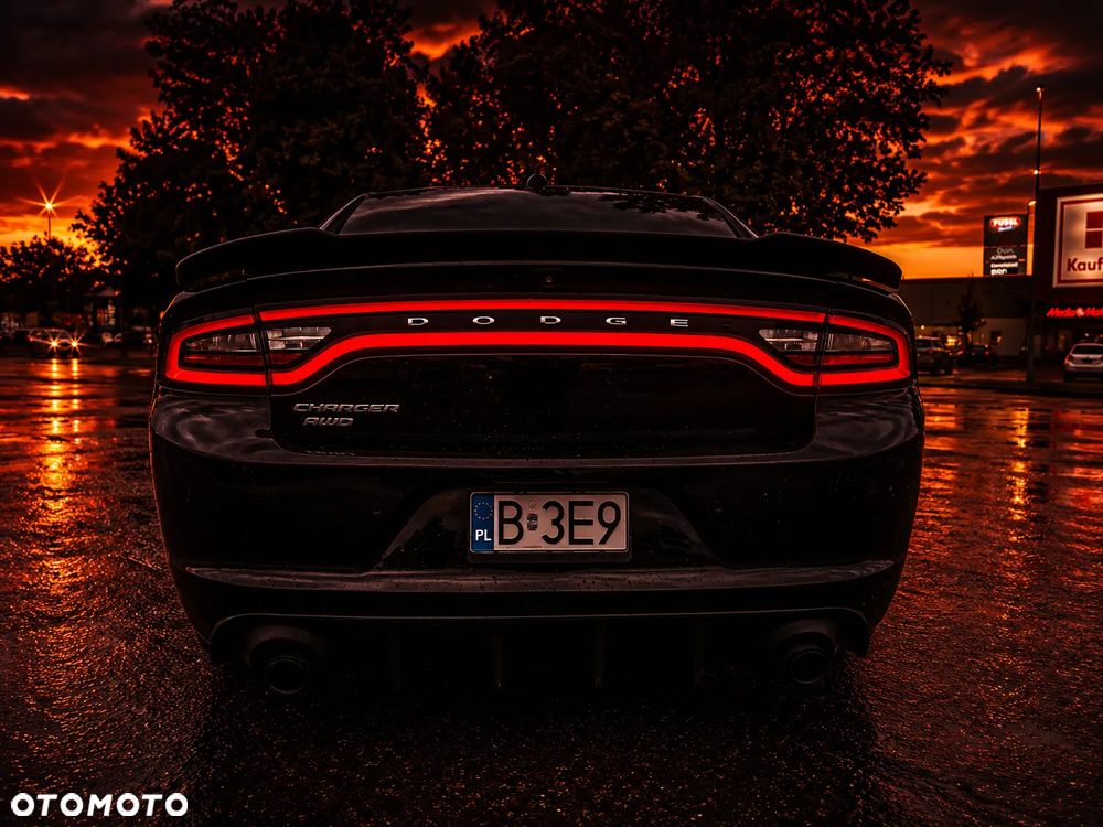 Dodge Charger - 6