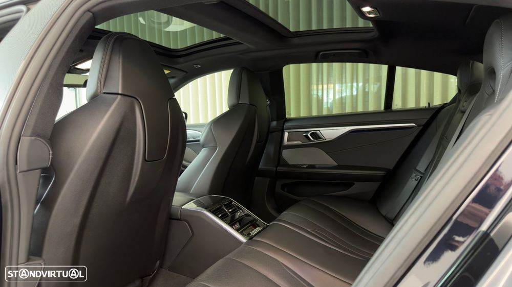 BMW 840 Gran Coupé d xDrive Pack M - 16