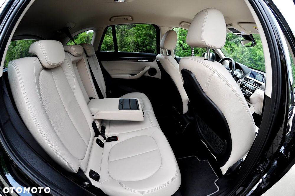 BMW X1 xDrive20d xLine sport - 22