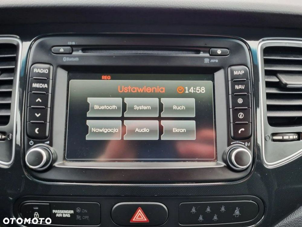 Kia Carens 1.7 CRDi L 7os - 18