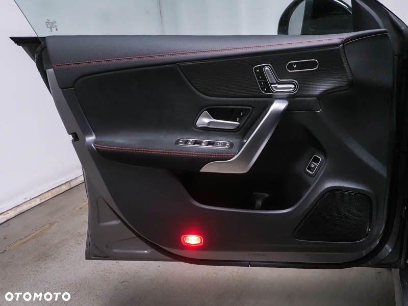 Mercedes-Benz CLA 220 4Matic 8G-DCT Edition AMG Line - 6