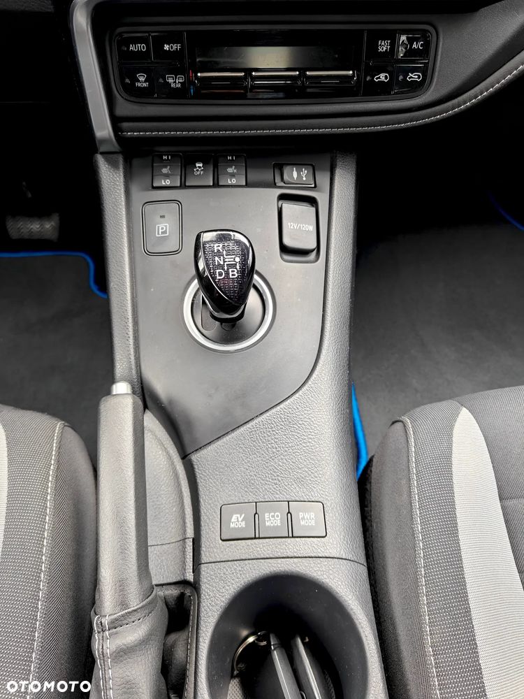 Toyota Auris - 26