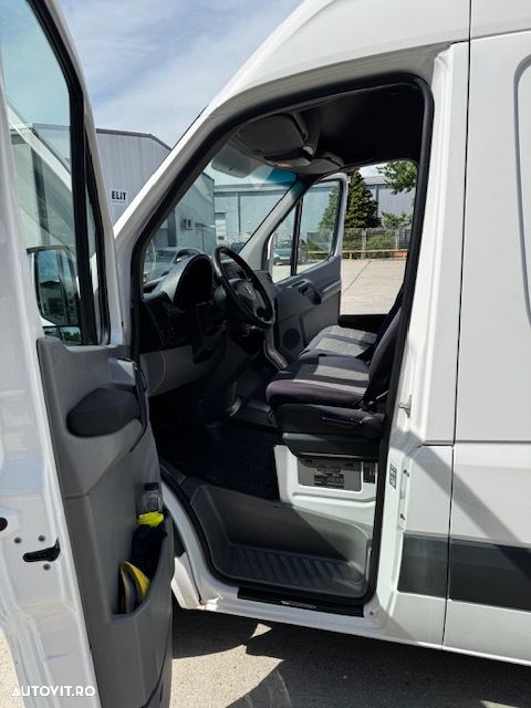 Volkswagen Crafter - 12
