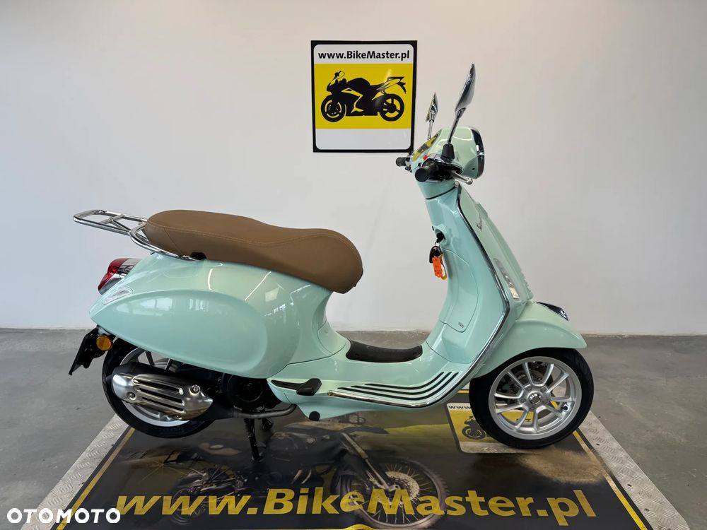Piaggio Vespa - 1