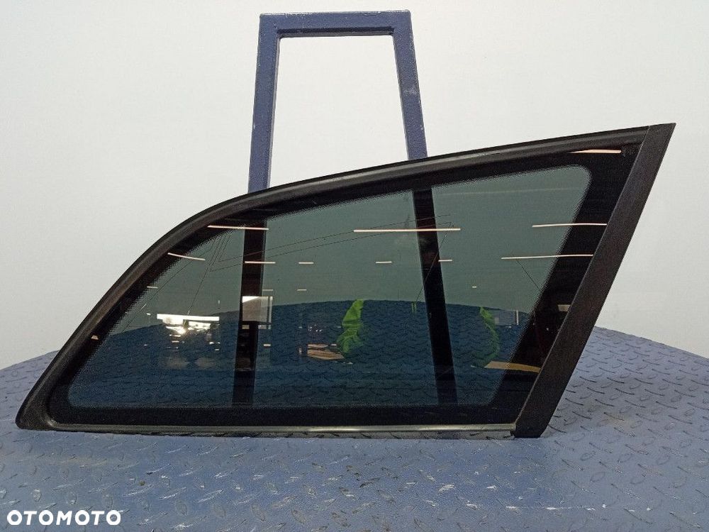 AUDI A6 C6 AVANT KOMBI SZYBA KAROSERYJNA TYŁ PRAWA TYLNA 2005 - 1