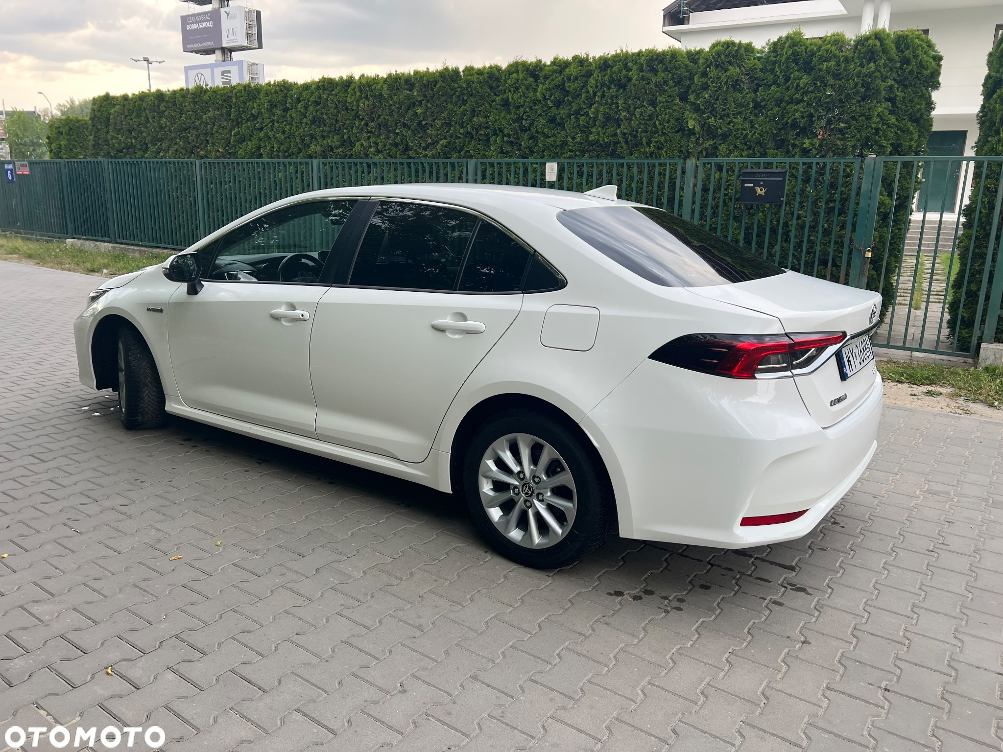Toyota Corolla 1.8 Hybrid Comfort - 7