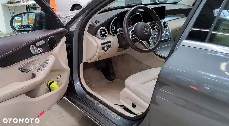 Mercedes-Benz Klasa C 220 d T 9G-TRONIC Avantgarde - 7