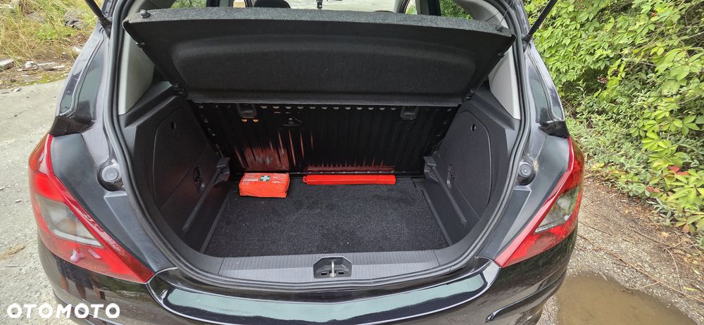 Opel Corsa - 16