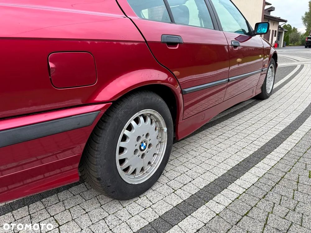 BMW Seria 3 316i - 14