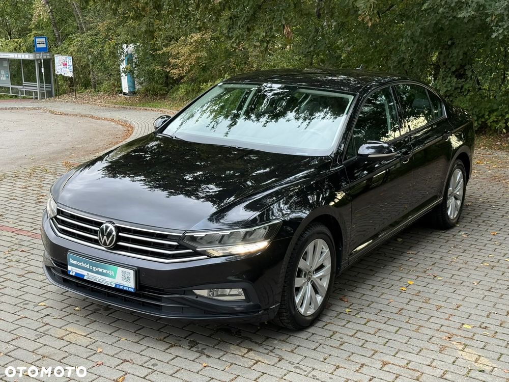 Volkswagen Passat - 2