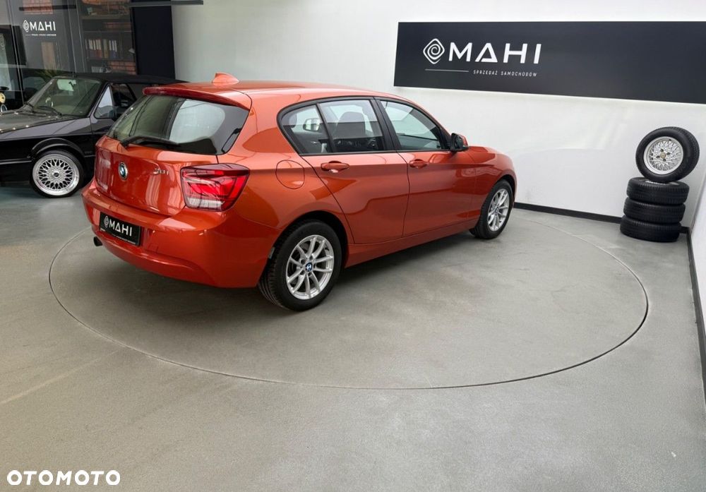 BMW Seria 1 116i - 12