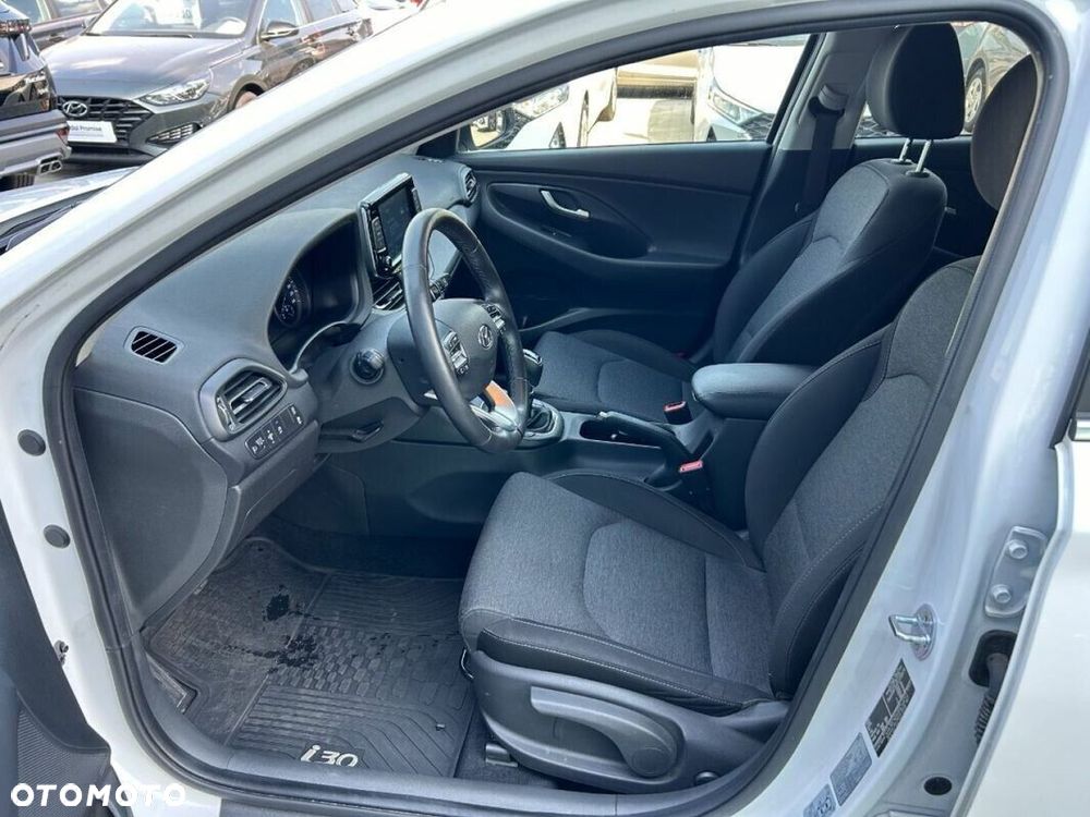 Hyundai i30 1.0 T-GDI Smart - 11