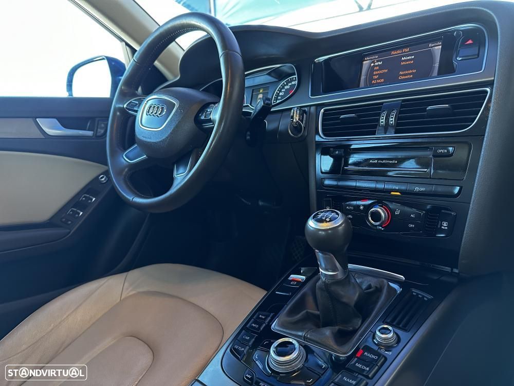 Audi A4 Avant 2.0 TDI Exclusive - 30