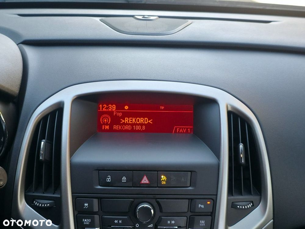 Opel Astra - 14