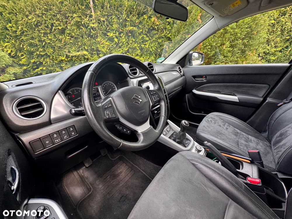 Suzuki Vitara 1.6 (4x4) Allgrip Comfort+ - 33