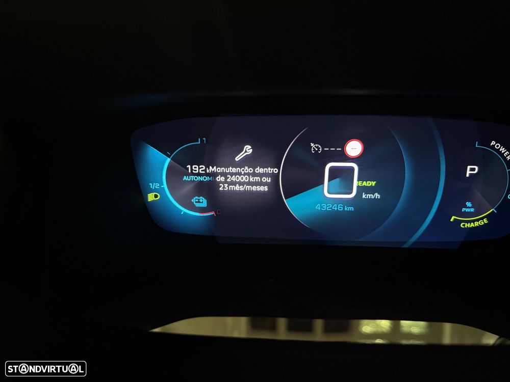 Peugeot e-2008 50 kWh Allure Pack - 6