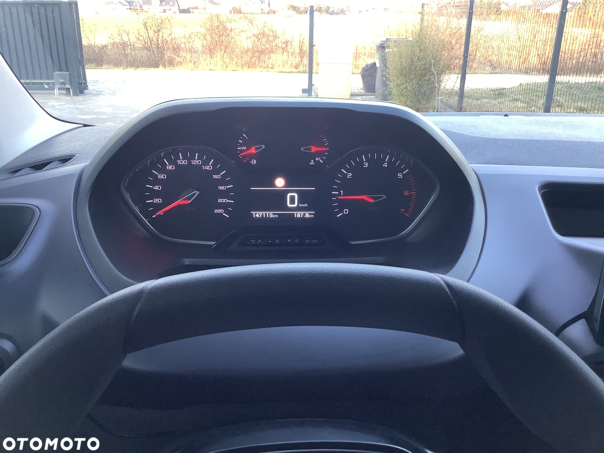 Peugeot Rifter 1.5 BlueHDI Allure Pack S&S - 27