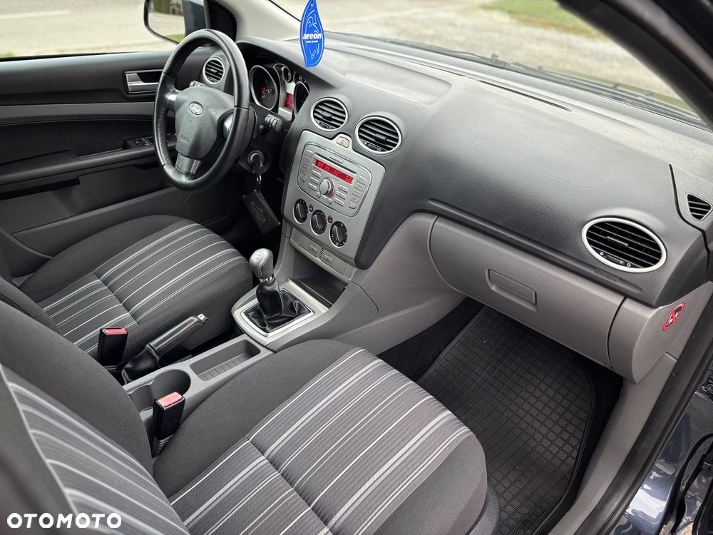 Ford Focus - 10
