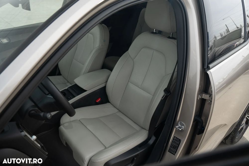 Volvo XC 40 B3 AT FWD MHEV Core - 10