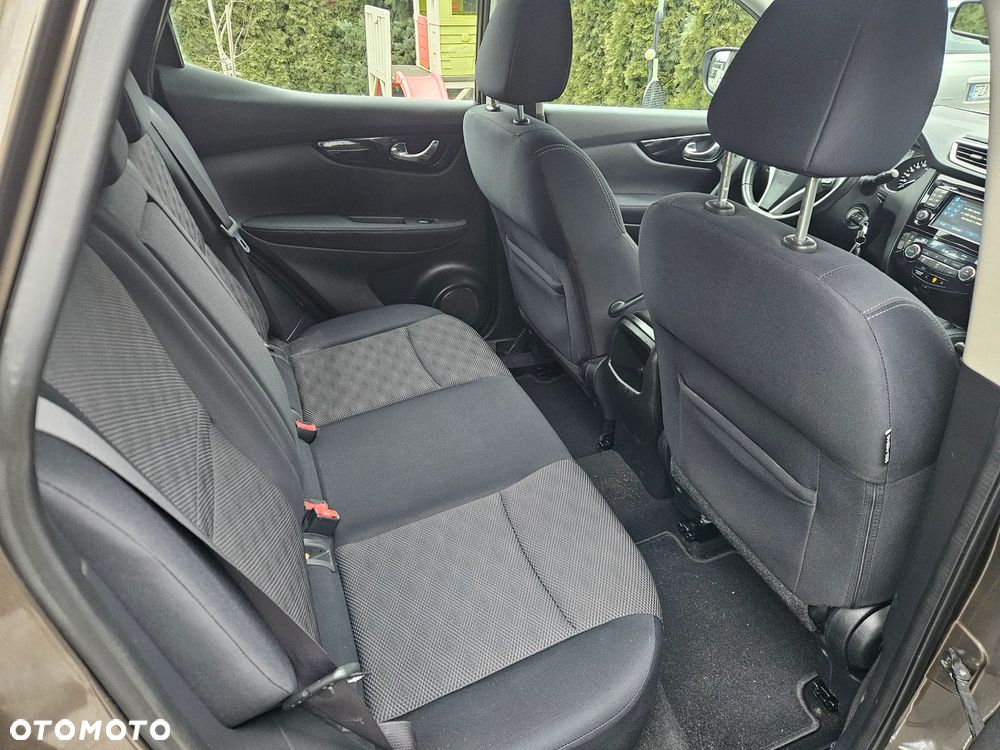 Nissan Qashqai 1.2 DIG-T N-Connecta - 12