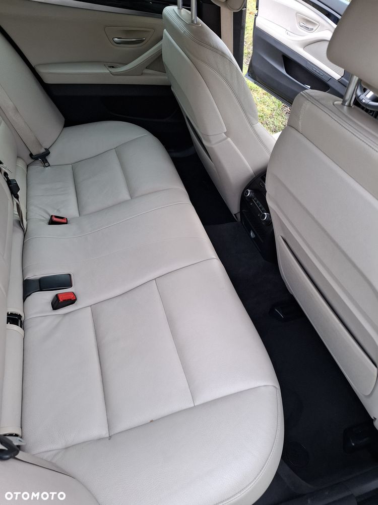BMW Seria 5 535d xDrive Sport-Aut - 19
