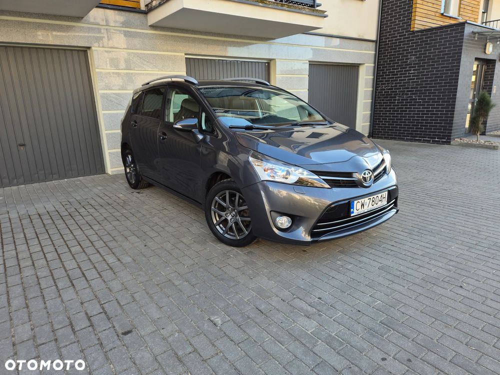 Toyota Verso 1.8 Premium - 2
