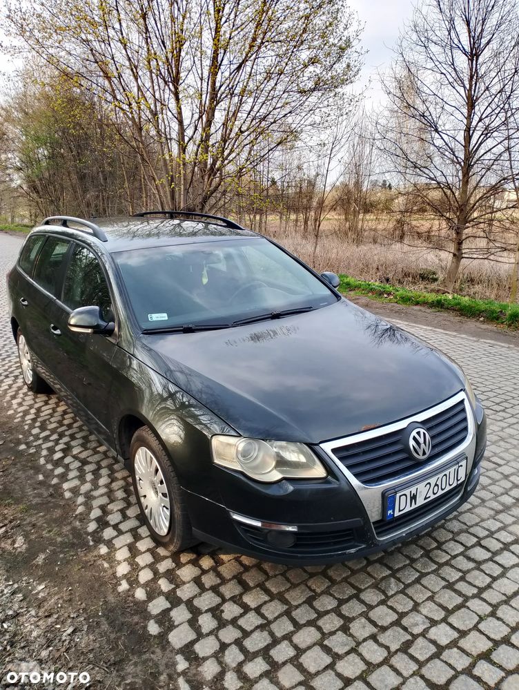 Volkswagen Passat 1.9 TDI DPF Comfortline - 4
