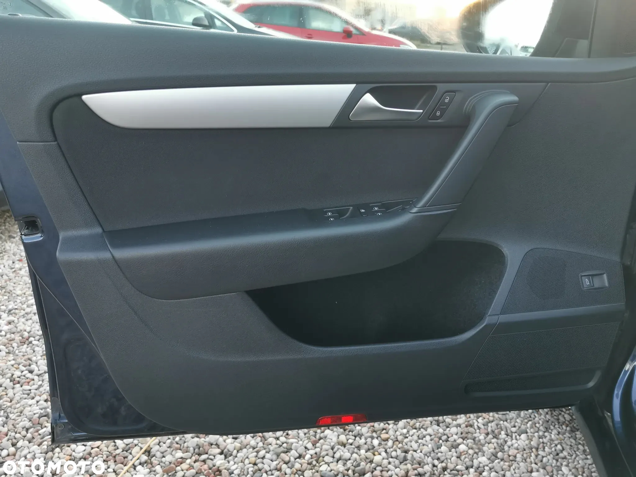 Volkswagen Passat - 32