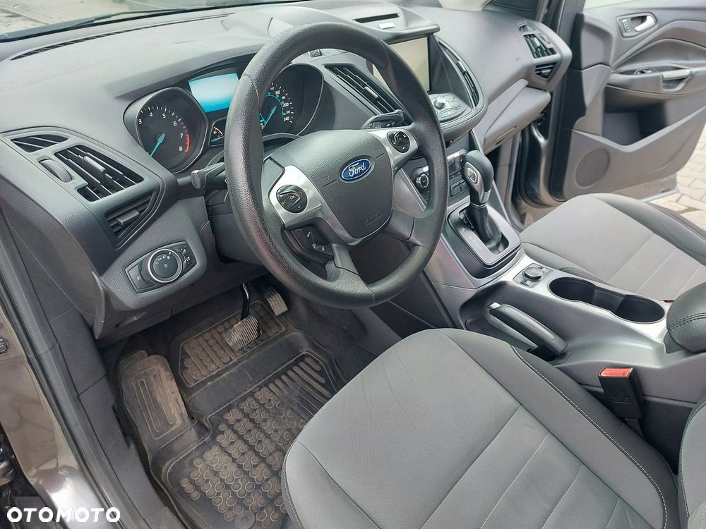 Ford Escape - 10