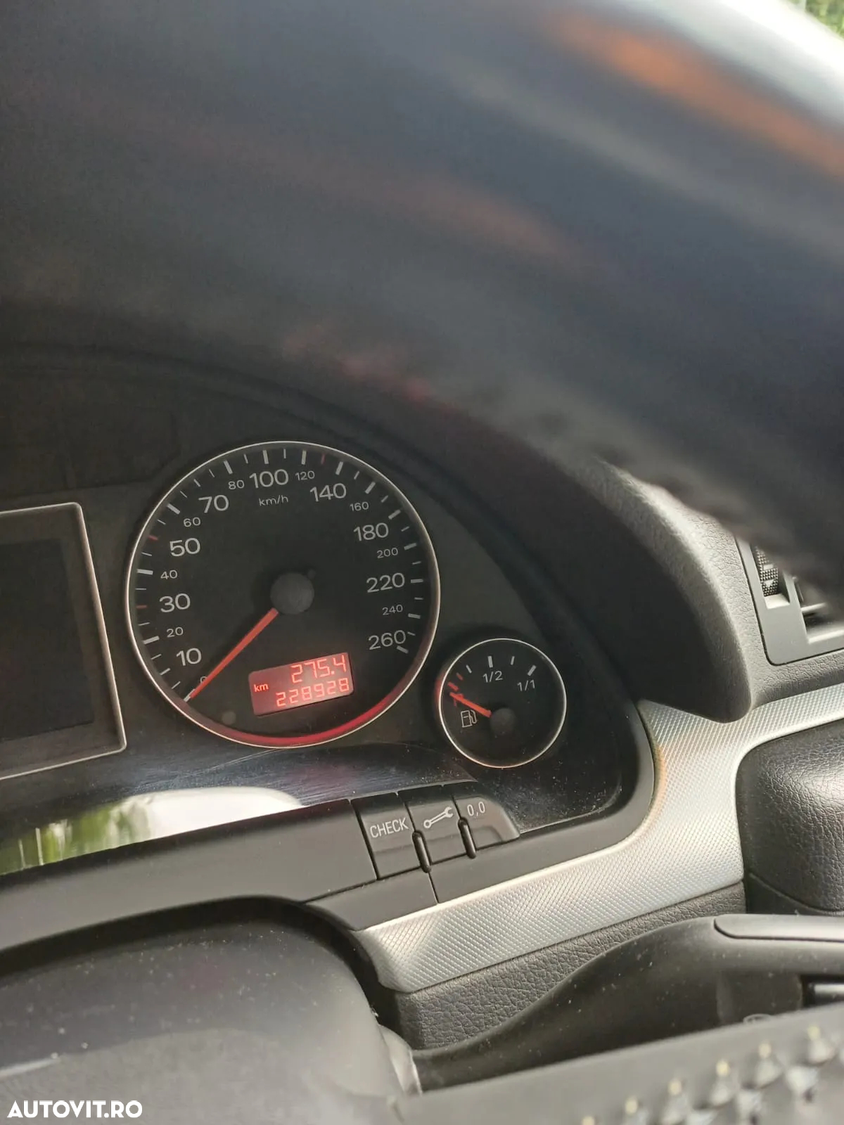 Audi A4 2.0 Avant - 13