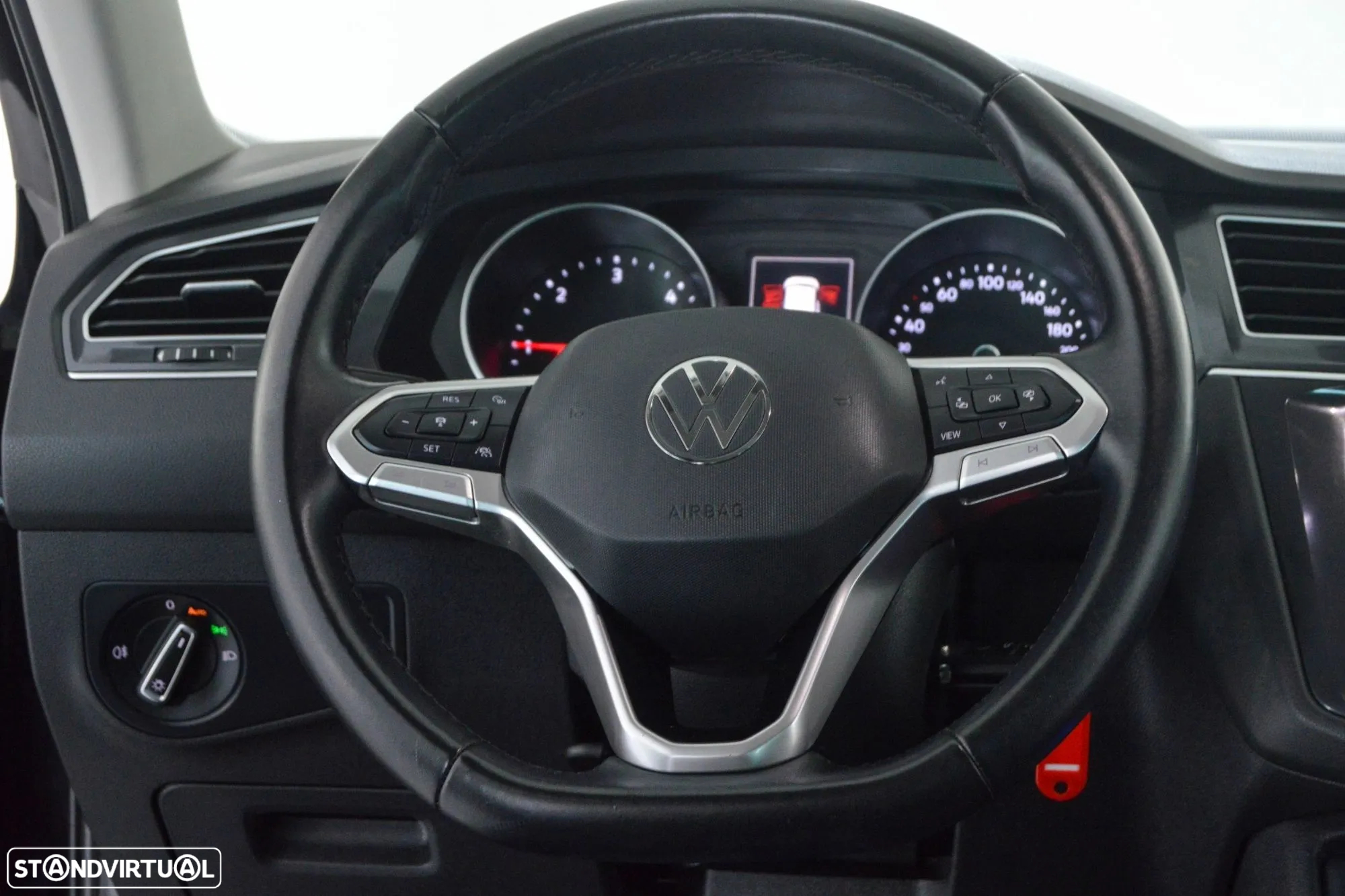 VW Tiguan 2.0 TDI - 33