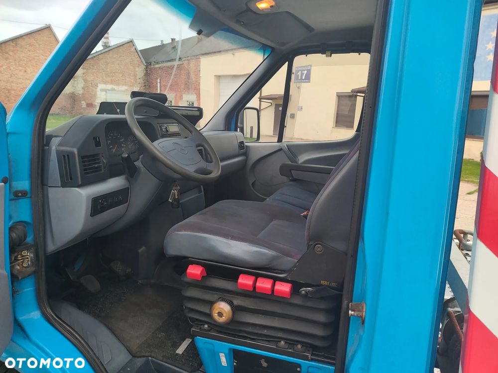 Mercedes-Benz sprinter - 13