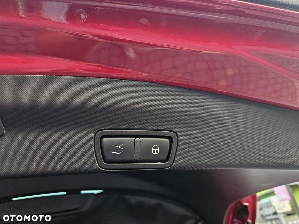 Alfa Romeo Stelvio 2.0 Turbo 16V AT8-Q4 Veloce Ti - 27