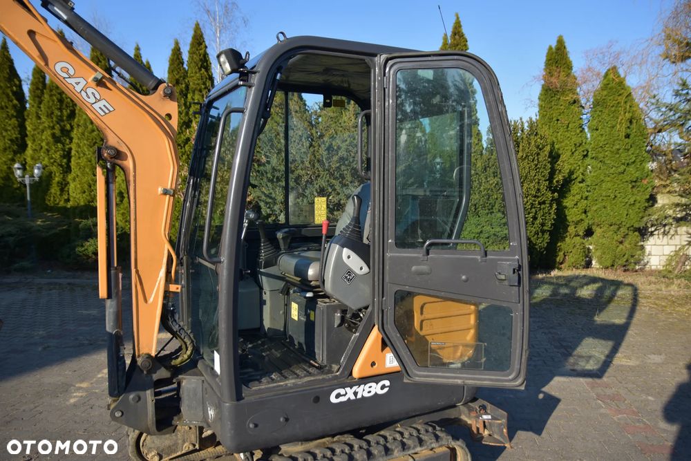 Case CX18C - 5
