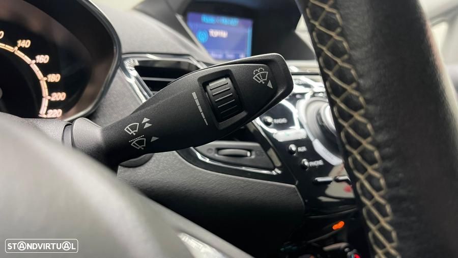 Ford Fiesta 1.5 TDCi Titanium - 23