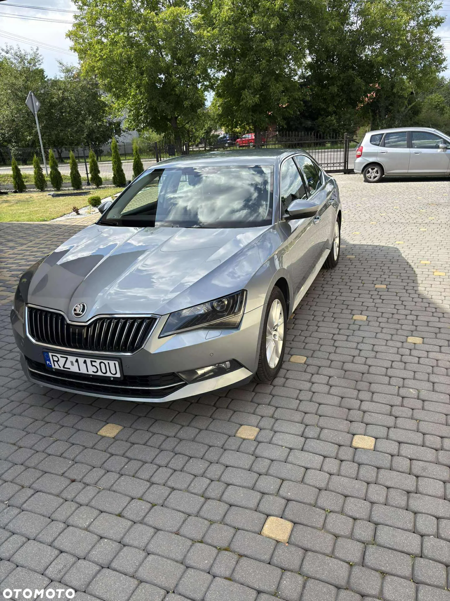 Skoda Superb 2.0 TDI Style - 3